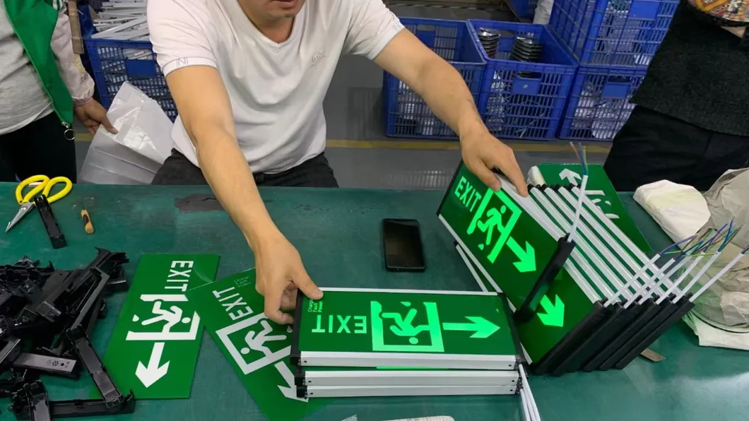 Durable LED Explosion Proof Emergency Light Evacuation Exit Sign For Workplace Factory 17