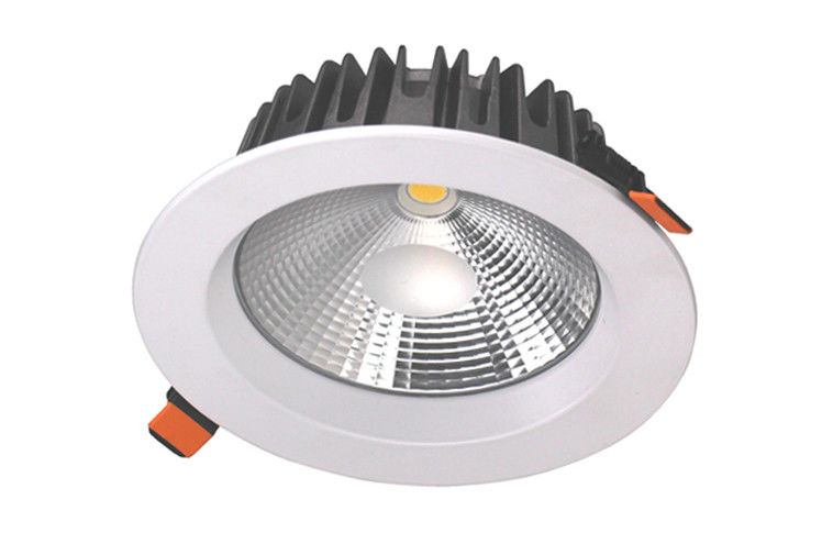 Светильник 15w Dim Triac. Li.03/li.03e 15w led recessed fixed Downlight, 30°, 3000k, cri90, ip20. Светильник светодиодный диммируемый. Lighting quality