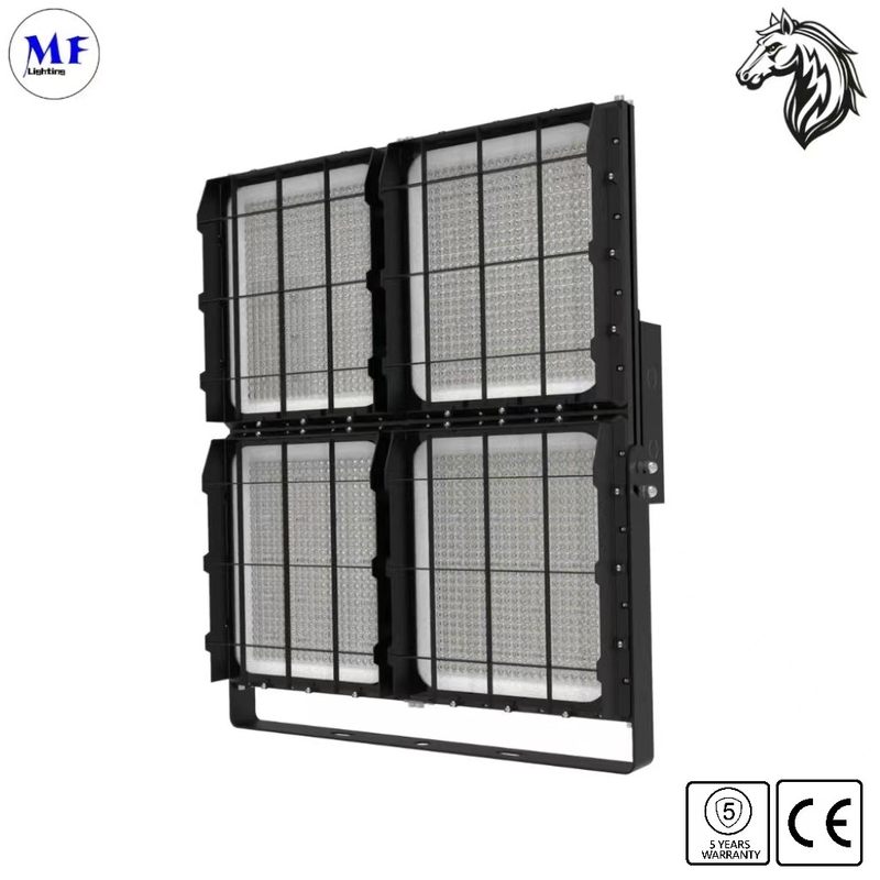 300W 144lm/W-155lm/W LED Stadium Light IP65 Waterproof 3000K IK08 Ra80 Flood Light for Golf Centers
