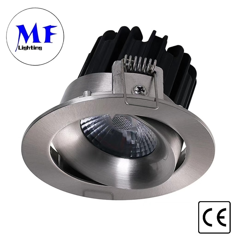 Classical IP54 Rotatable 8W 800LM LED Spot Down Light 38° Black Color 6000K Recessed Mounted With 5 Years Warranty