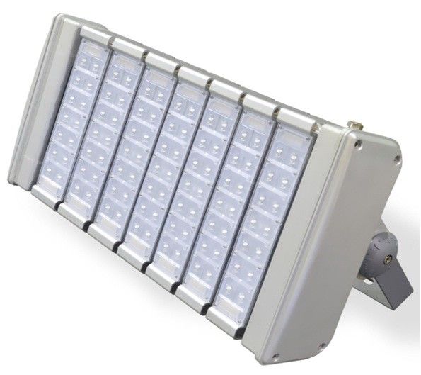 IP66 210 W 20700lm  LED Tunnel Light 3000K Warm White With TUV-CE